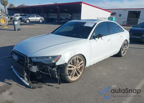 2017 Audi S6 4.0T Premium Plus z USA, uszkodzony, nr VIN WAUHFAFC7HN126456